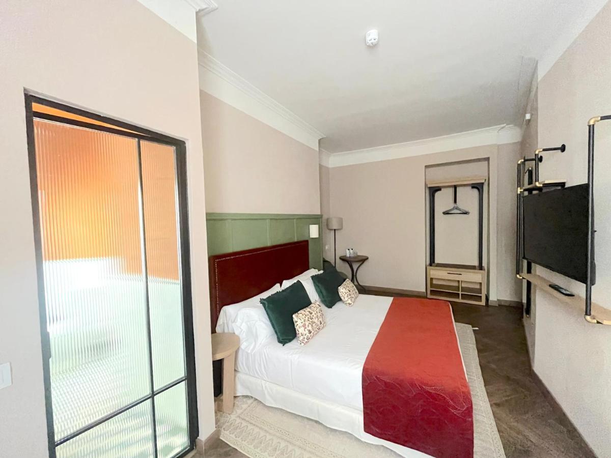 Hotel The Honest & Sevilla