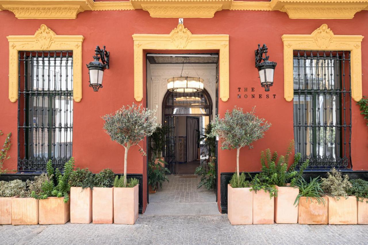 The Honest & Hotel 4*