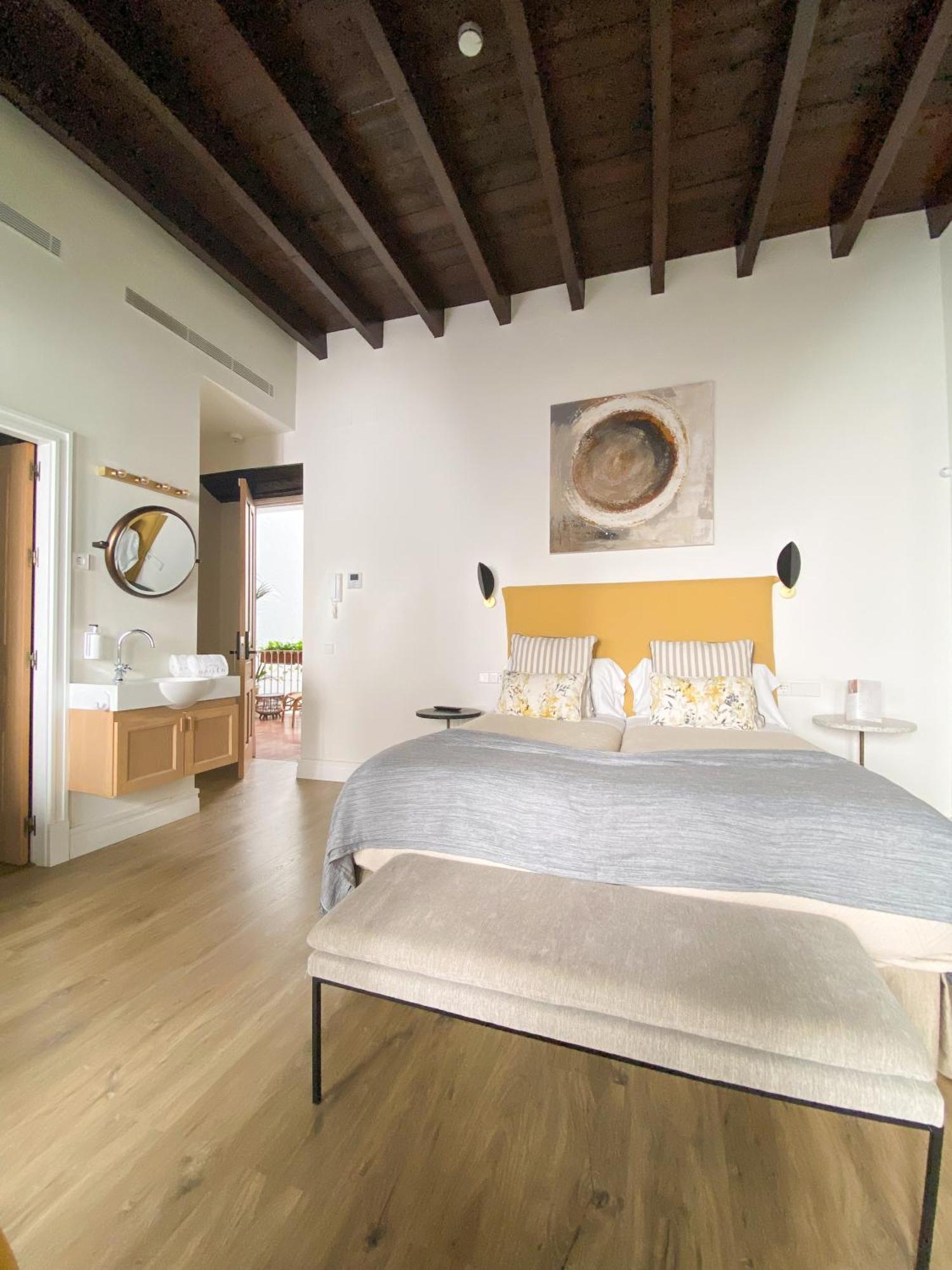 Hotel The Honest & Sevilla