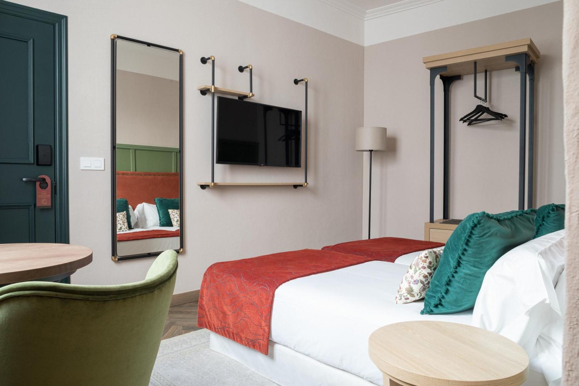 The Honest & Hotel 4*