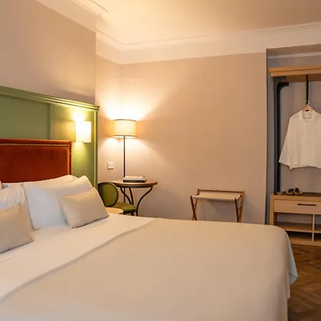 The Honest Hotel & Apartments Seville Exterior photo