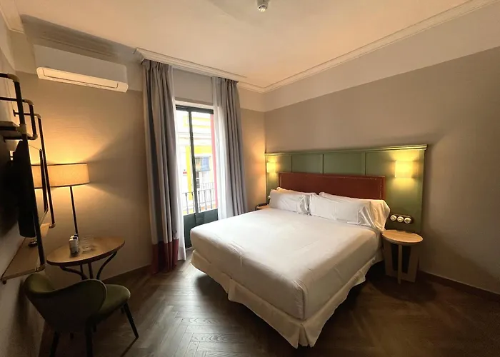 The Honest Hotel & Apartments