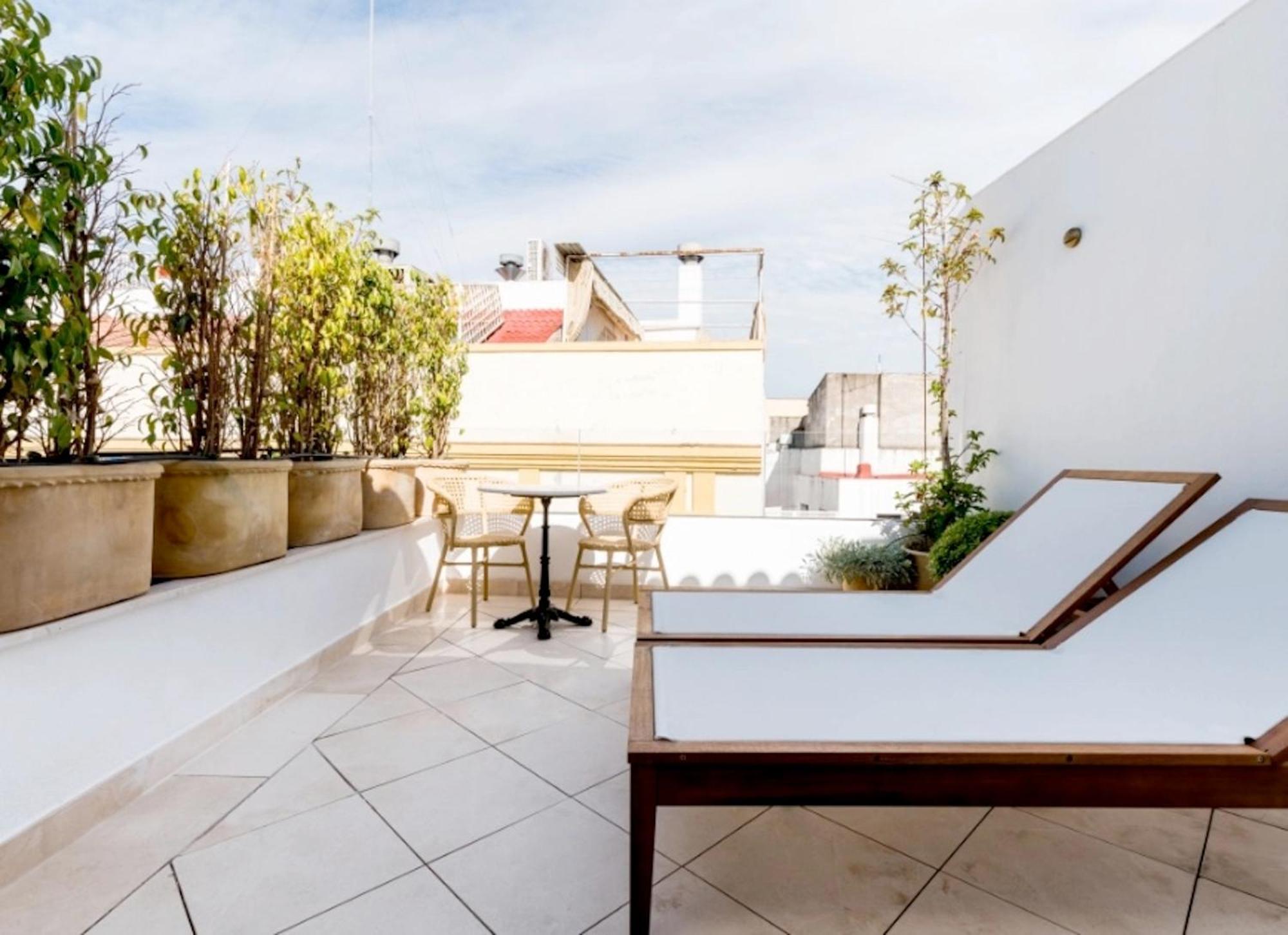 The Honest & Hotel Sevilla