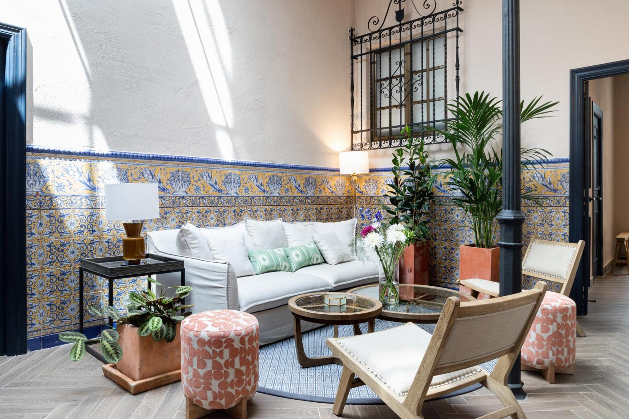 The Honest & Sevilla