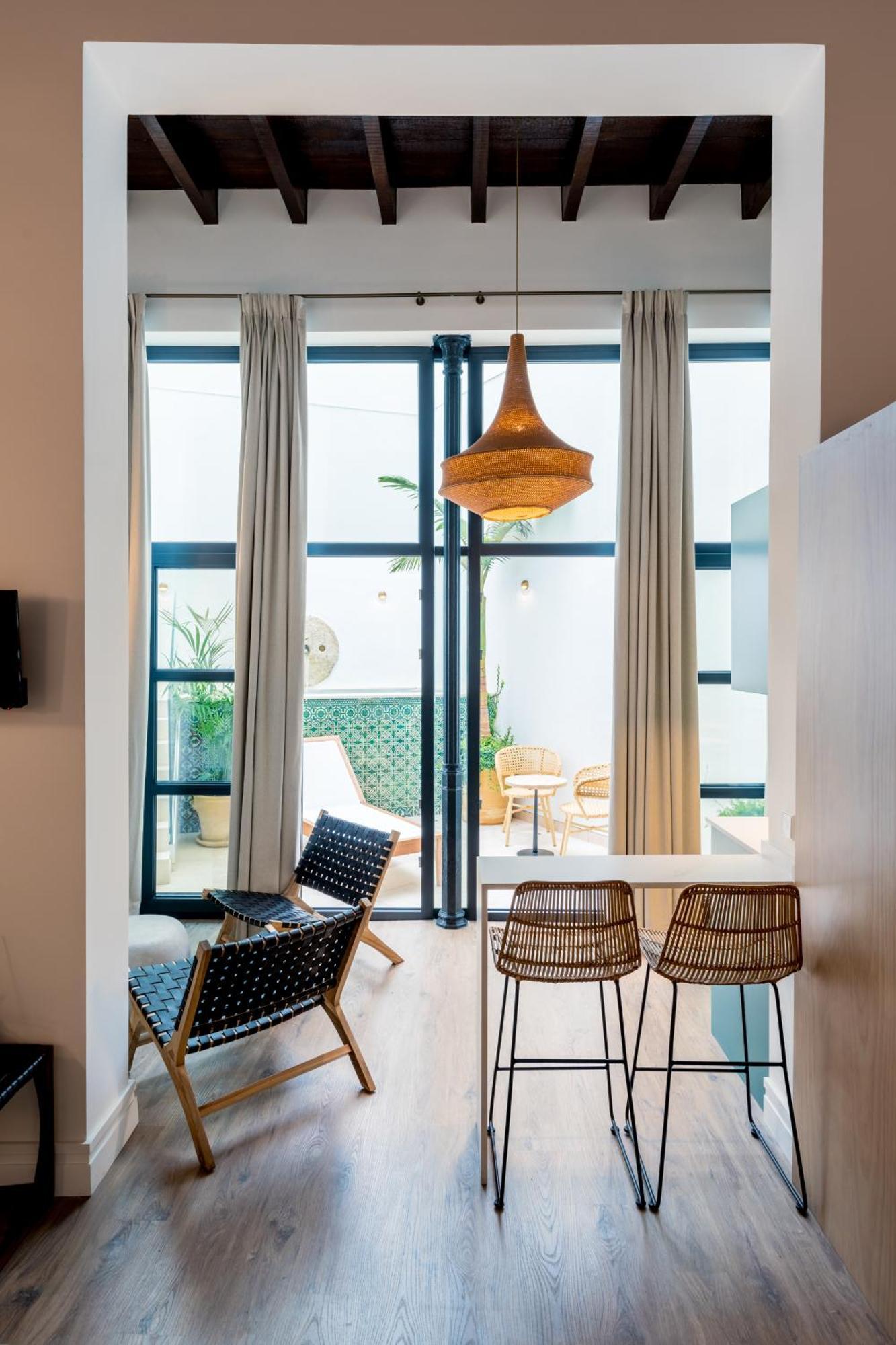 The Honest & Hotel Seville
