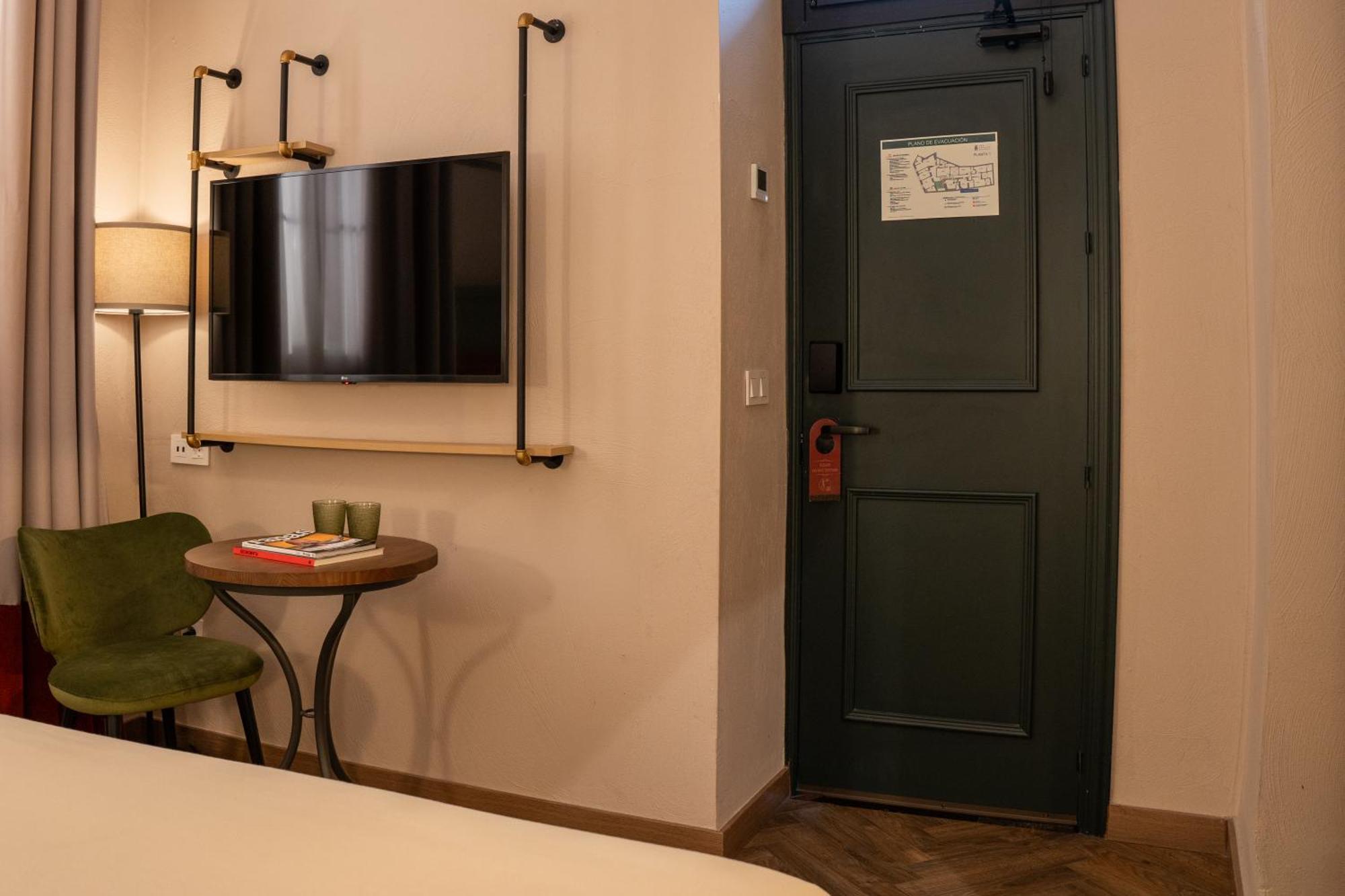 Hotel The Honest & Seville